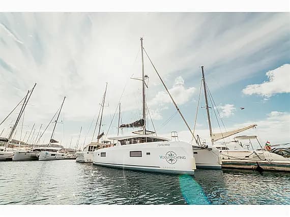 Lagoon 42 in Šibenik / D-Marin Marina Mandalina - image 1