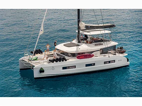 Lagoon 55 in Kaštel Gomilica / Marina Kaštela - image 1